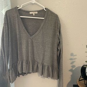 UO tee